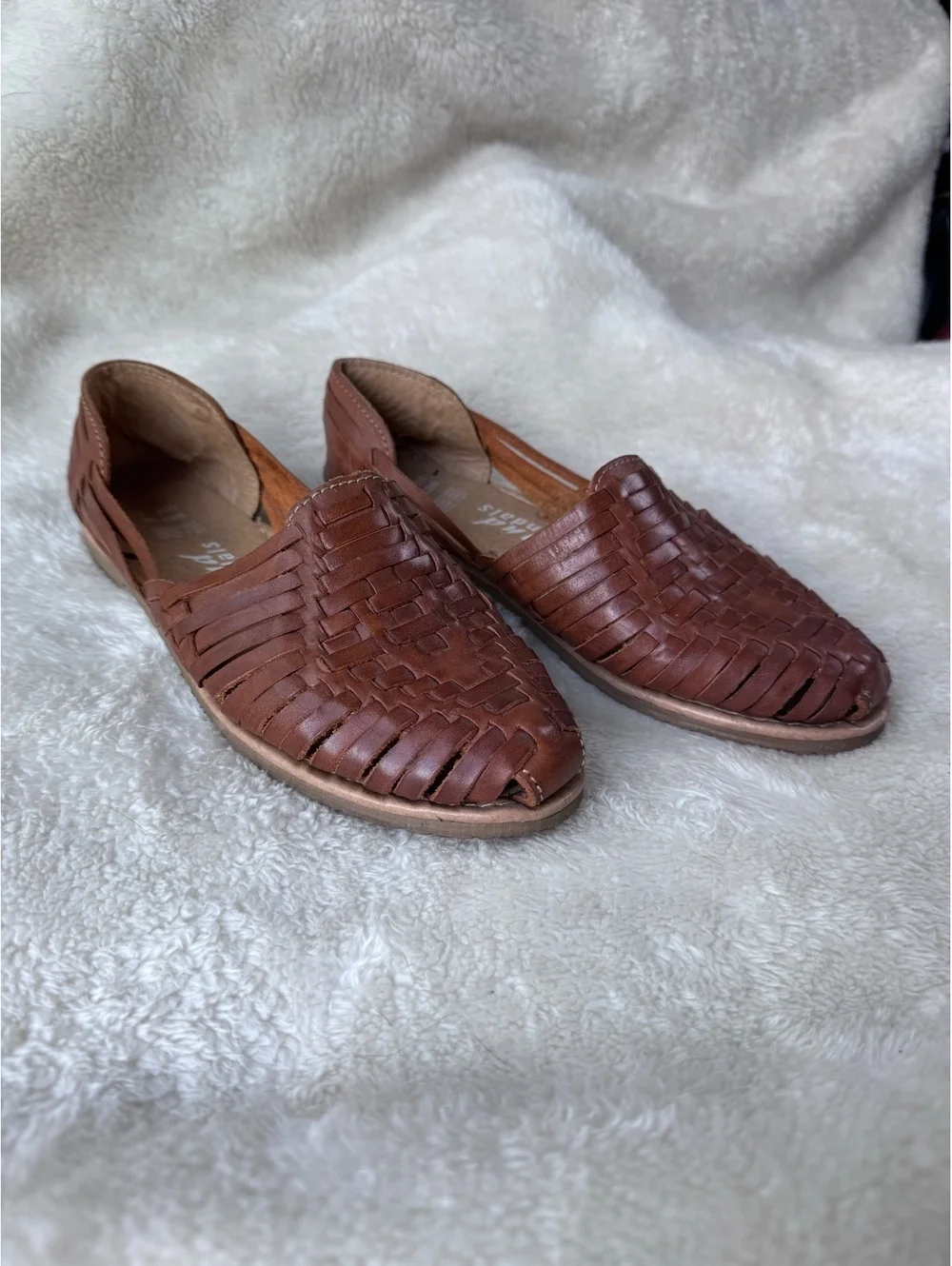 Sammy Sandals Brown Woven Leather Huarache Flats – Women’s Size 7
